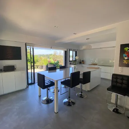 Biarritz, Villa Standing 8 Couchages, Grand Jardin Villa