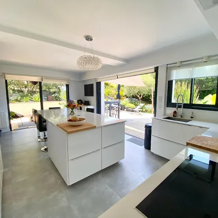 Biarritz, Villa Standing 8 Couchages, Grand Jardin Villa *